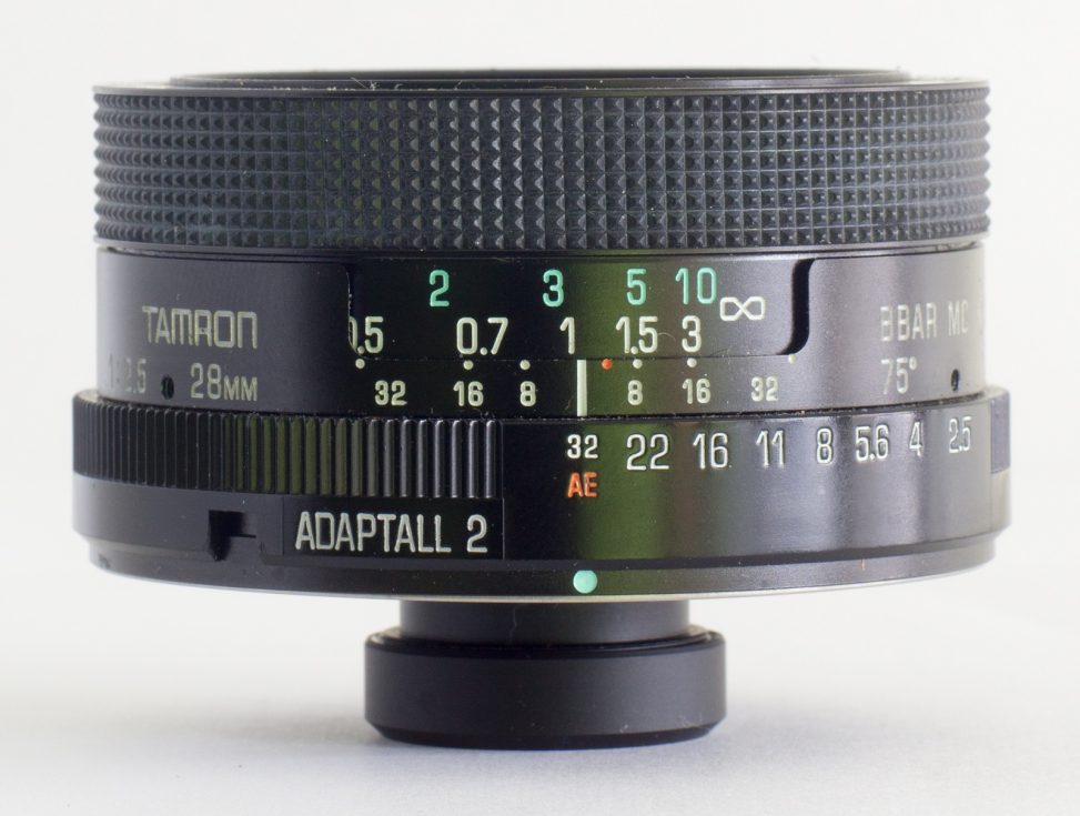 Tamron Adaptall 2 28mm f2.5 02B